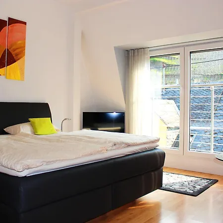 Alojamento de Acomodação e Pequeno-almoço Adelheid Moselhype&wine Zell an der Mosel